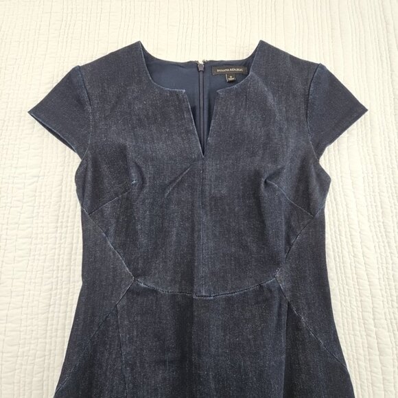 Banana Republic Angled Seam Pencil Dress Women's Sz 0 Short Sleeve Navy NWOT - Picture 3 of 16